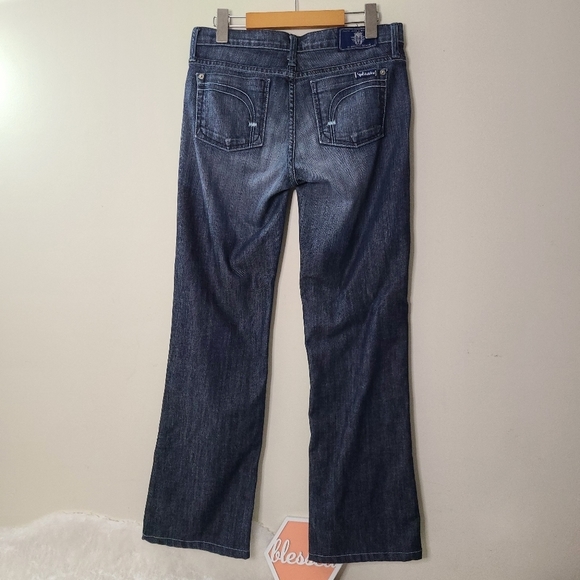Fidelity Bella Donna vintage mid rise boot cut jeans, Sz 28 - Picture 2 of 10